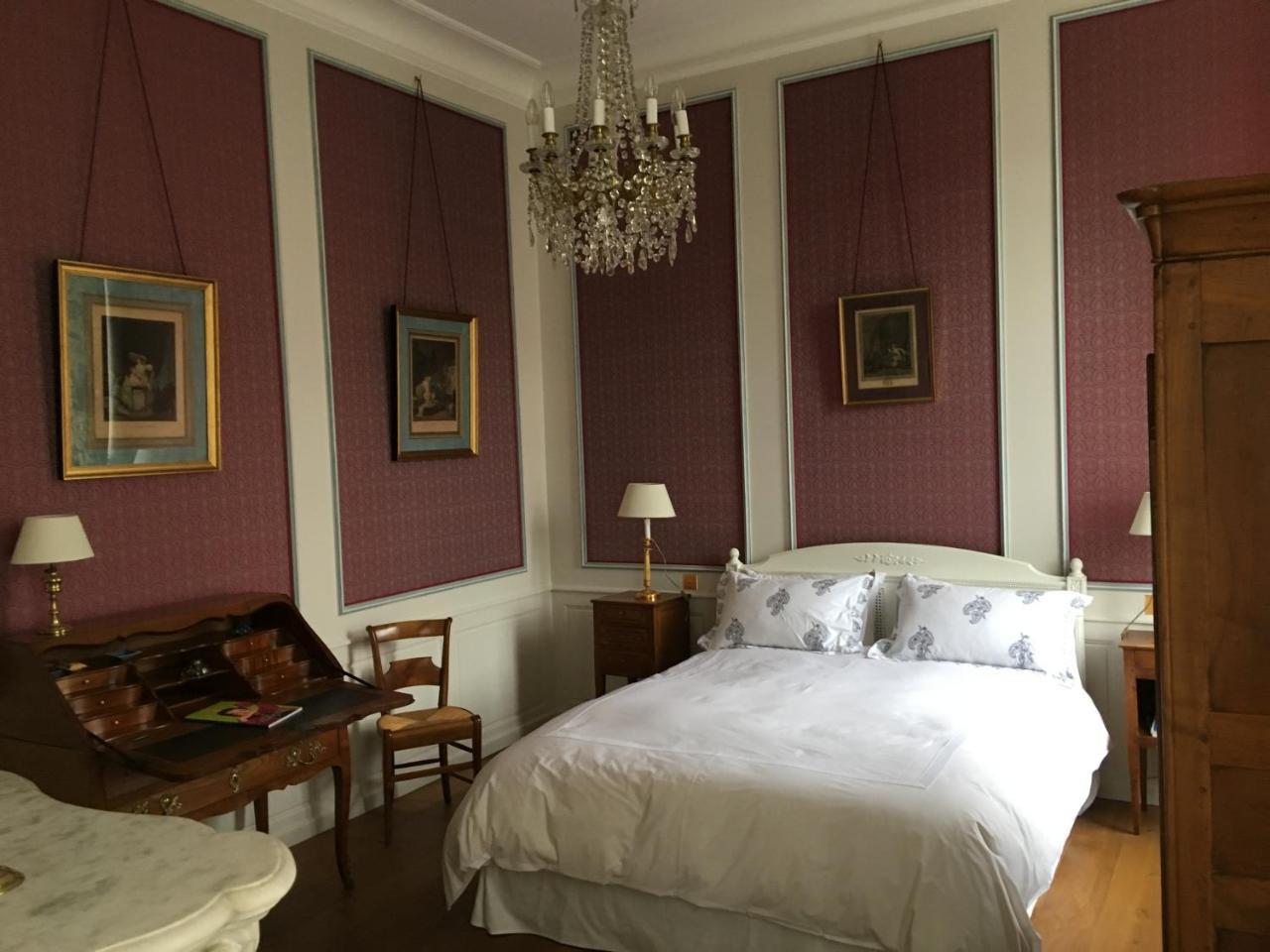 Entre Cour Et Jardin Bed & Breakfast อาร์ราส ภายนอก รูปภาพ